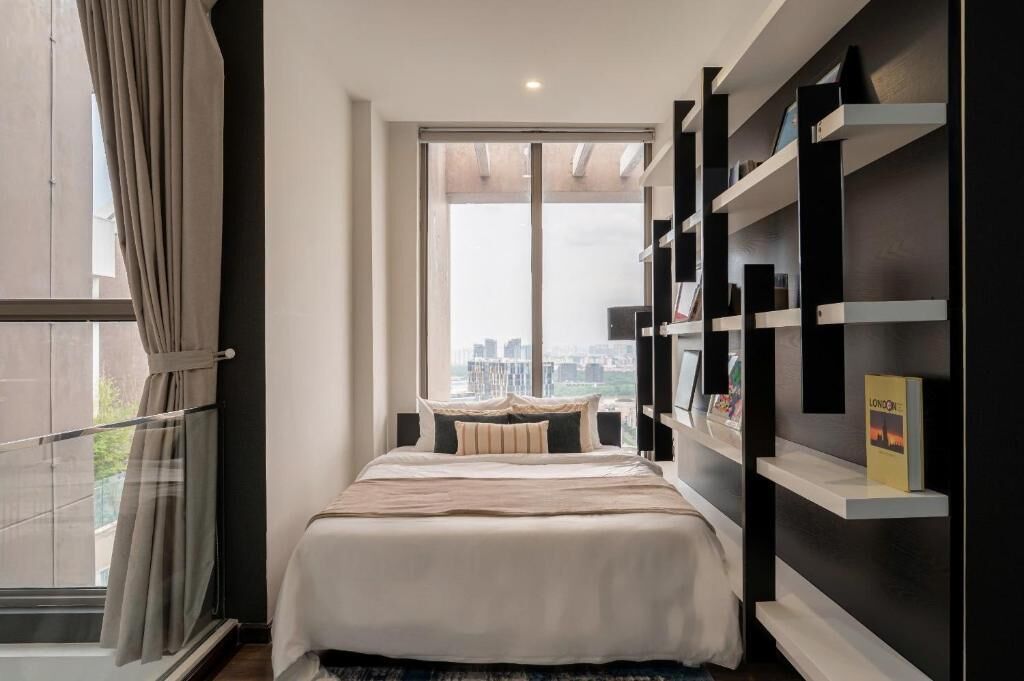 Soundproofing, iron/ironing board, WiFi (free)