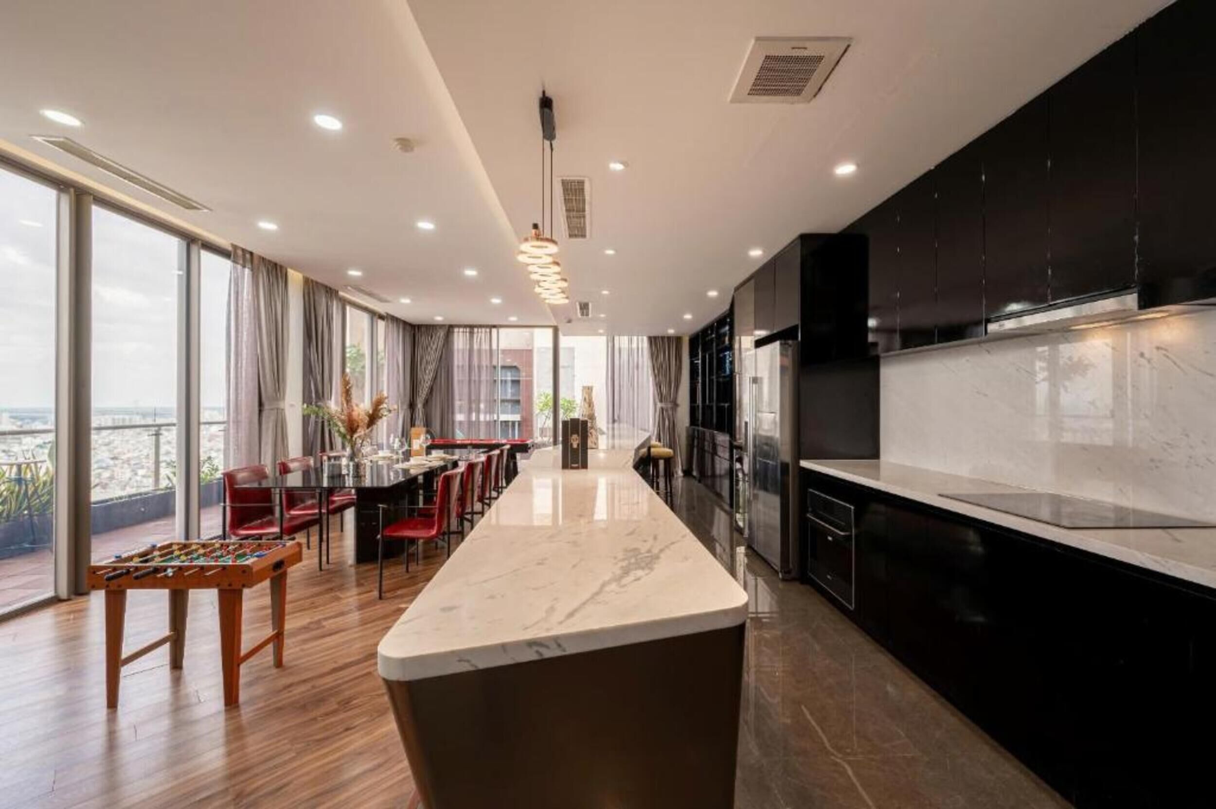 Apartment, Balcony, City View | Dining