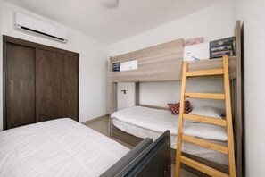 2 bedrooms, iron/ironing board, WiFi, bed sheets - Peaceful 2-bedroom apartment with private beach access (Red Sea Governorate)