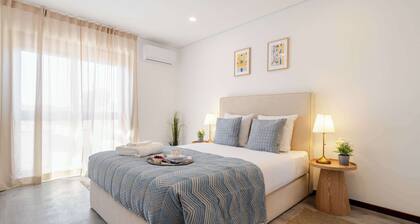Bright & Spacious Flat with Balcony by HostWise