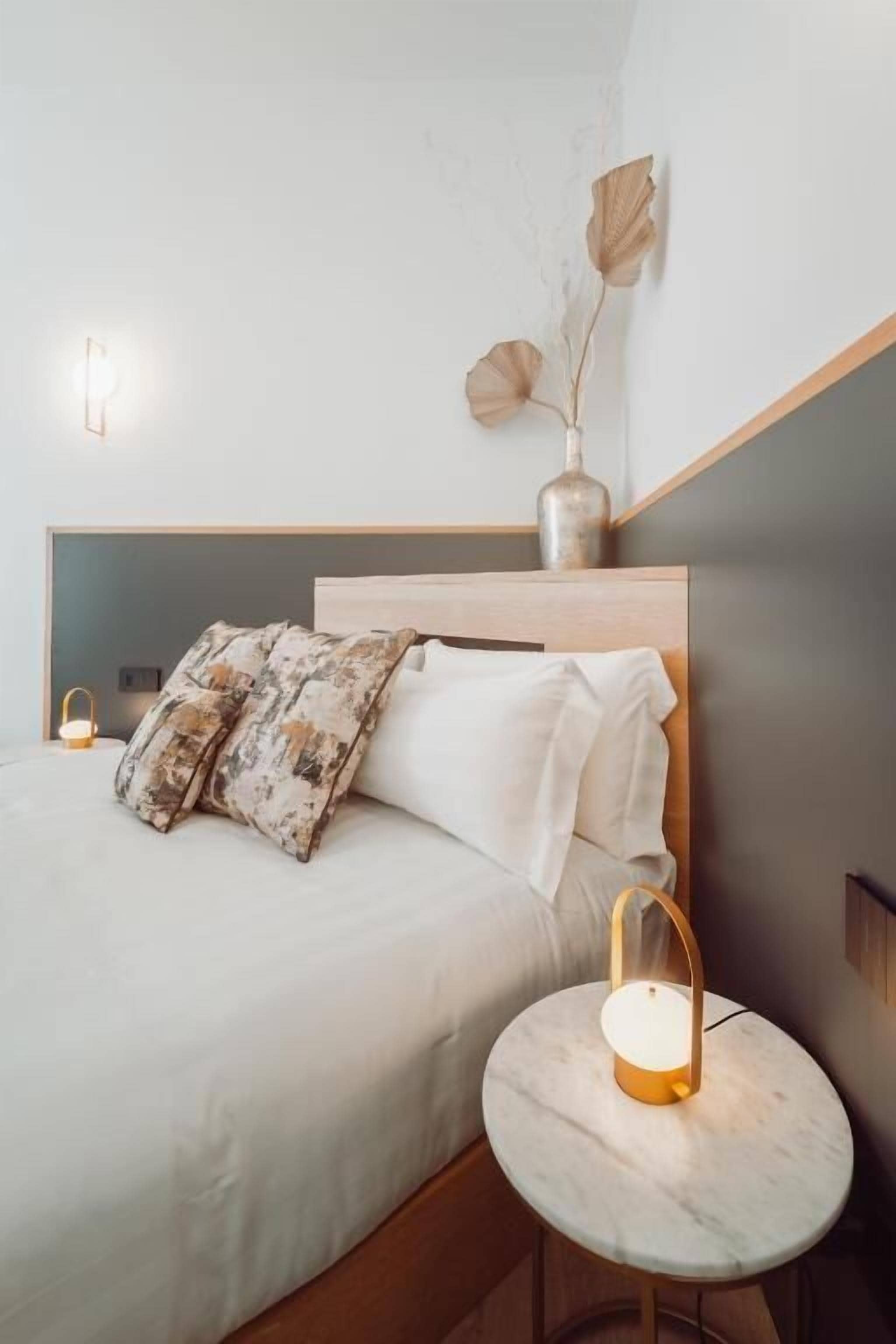 Deluxe Double Room | In-room safe, desk, laptop workspace, blackout drapes