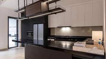 Villa, Balcony, City View | Private kitchen