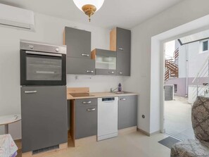 House | Private kitchen - Peaceful Holiday Home Near Baska (Baska)