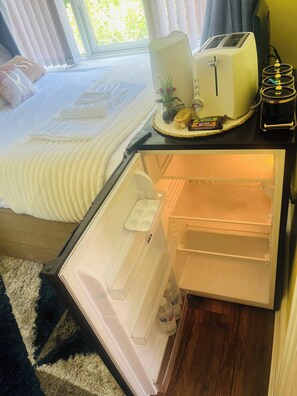 Room - Room-cozy Private Garden View Retreat wi (Stoke-on-Trent)