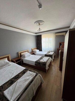 Desk, free WiFi - Aslanlar otel (Tekirdağ)