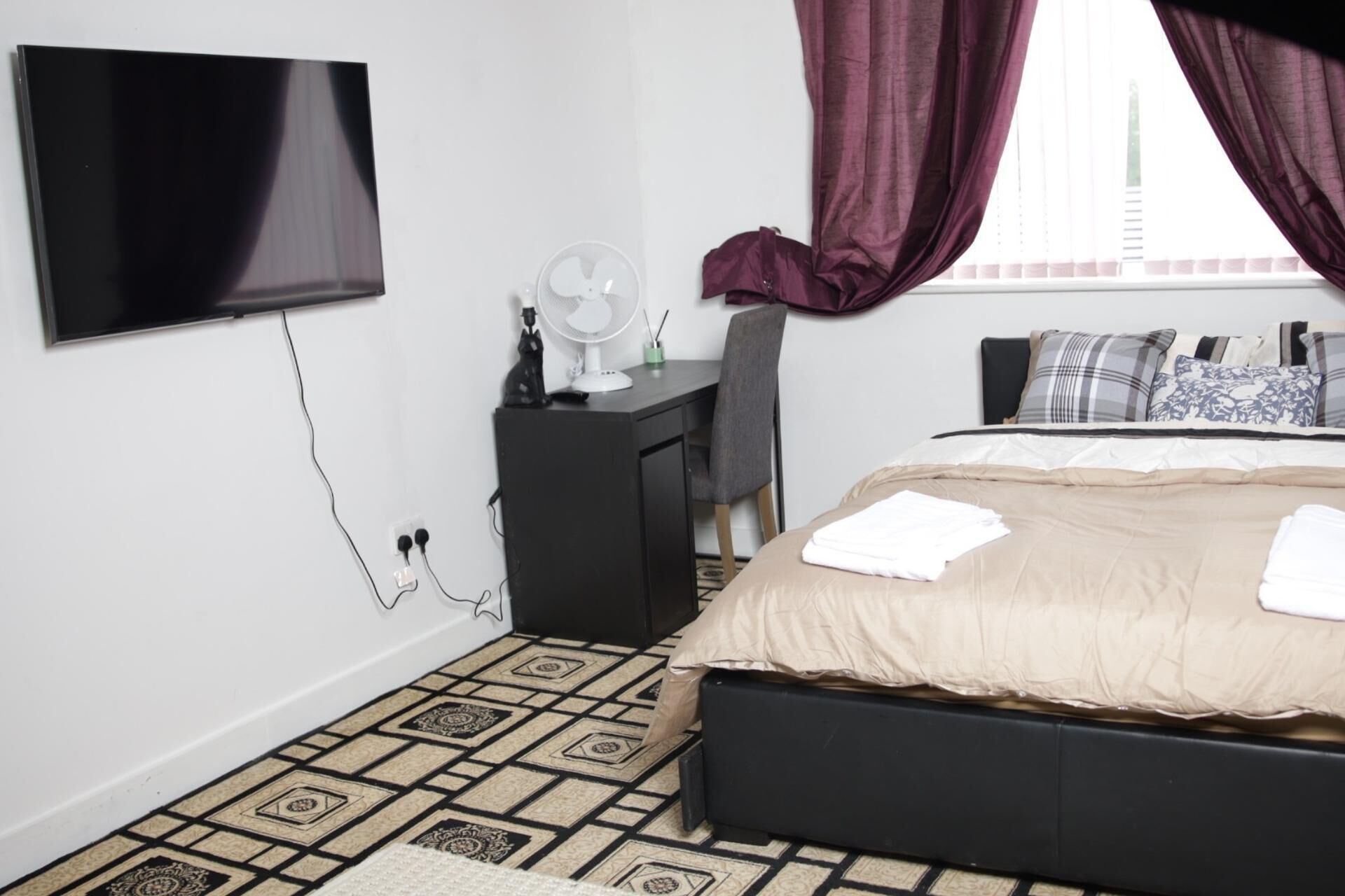 3 bedrooms, iron/ironing board, free WiFi, bed sheets