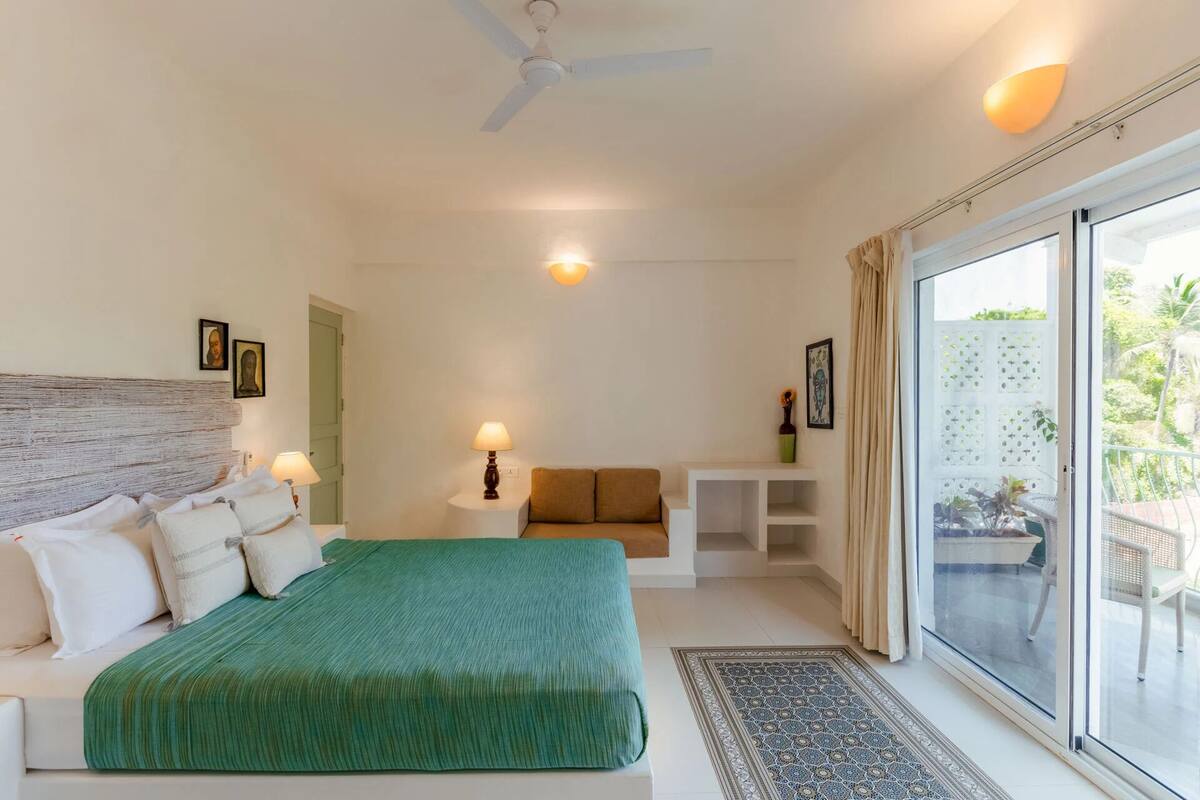 Villa Magnifica - 4BHK | Desk, laptop workspace