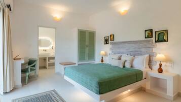 Villa Magnifica - 4BHK | Desk, laptop workspace