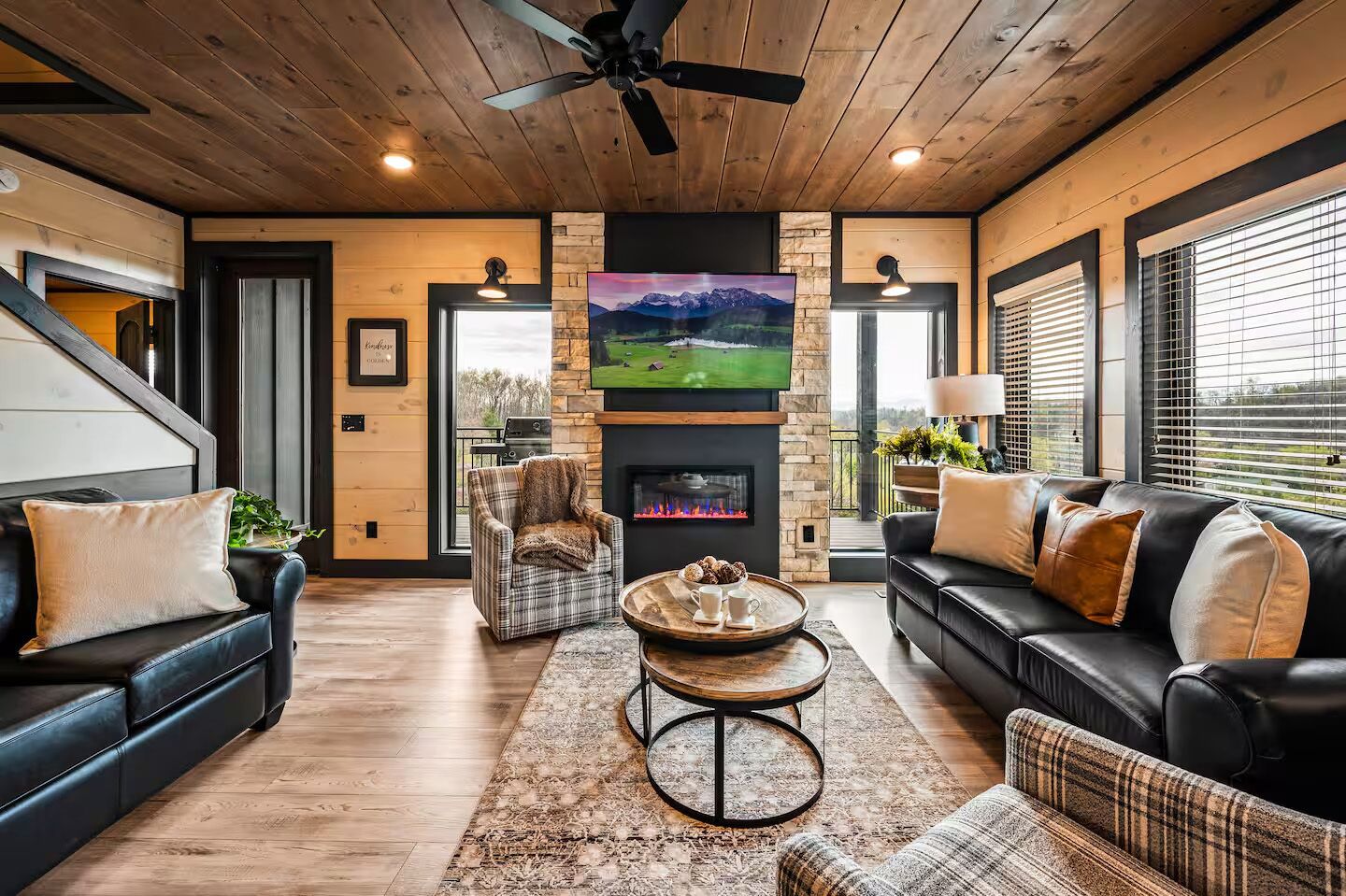 Luxury Cabin Sleeps 22 | Indoor Pool | Free Water Park | Near Dollywood - Sevierville, TN