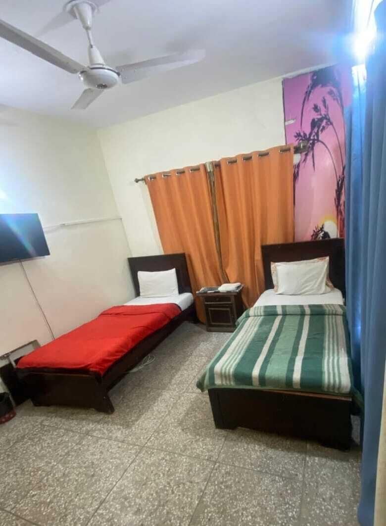 Habitación estándar | Tabla de planchar con plancha y wifi gratis 