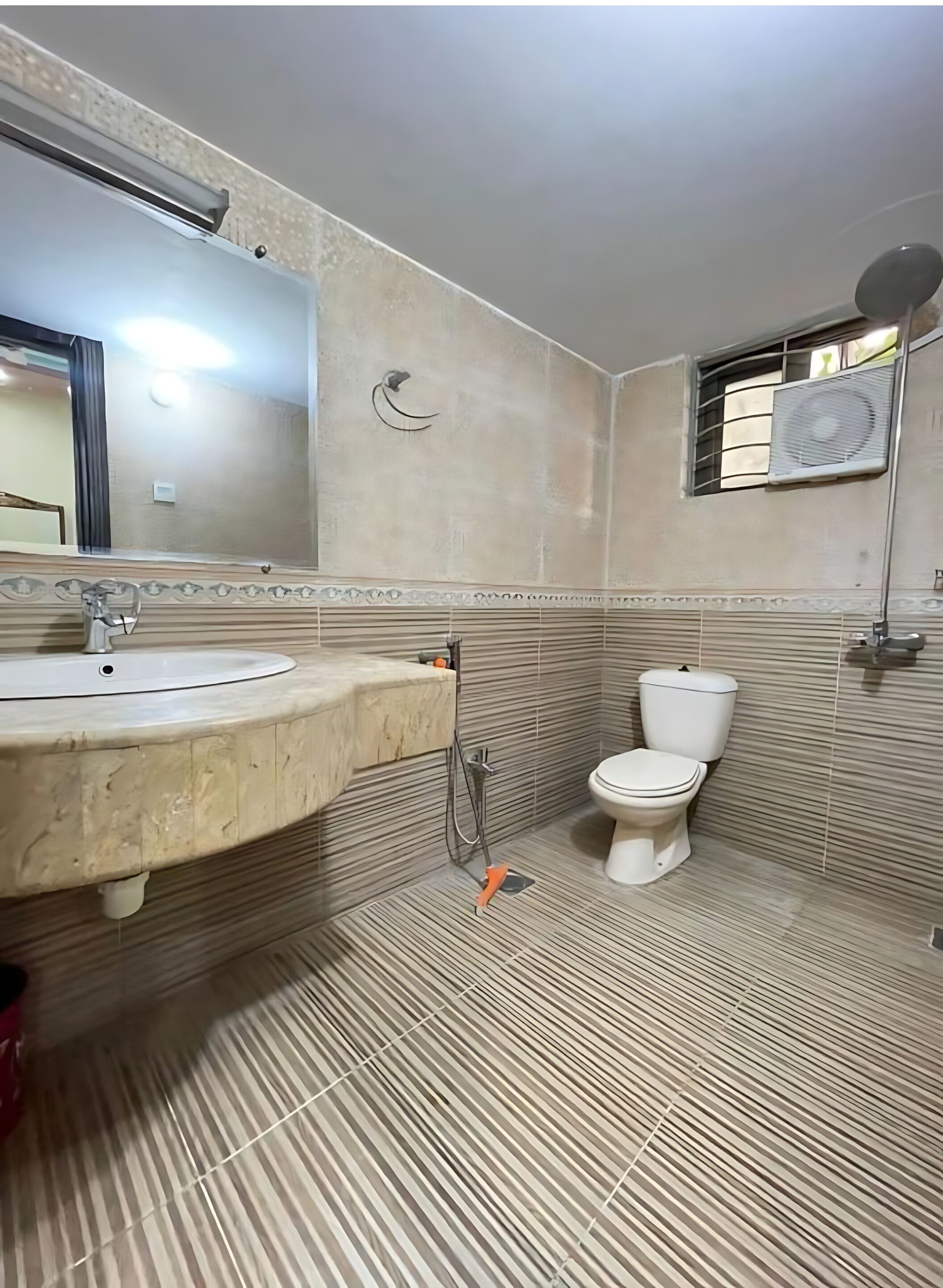 Deluxe Room | Bathroom