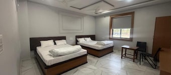 Seasons Resorts