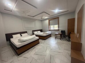 Room - Seasons Resorts (Jabalpur)
