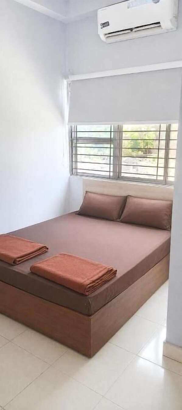 Standard Double Room | Free WiFi - Seasons Resorts (Patan)