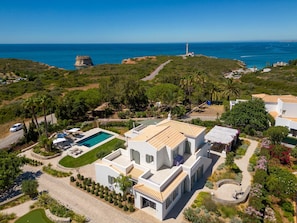 Exterior - Casa Eldorado Luxury Villa with Private Pool in Ferragudo (Ferragudo)