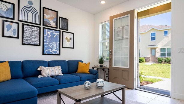 House - Bright 4BR w PS4 Mickey Rooms at Holly Village 132 (Davenport)