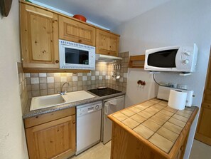 Fridge, toaster - Apartment at ski slope base, pets welcome - 4 guests (Arêches-Beaufort)