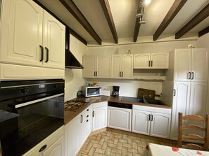 Fridge, stovetop - Cozy apartment, pets welcome - 9 guests (Arêches-Beaufort)