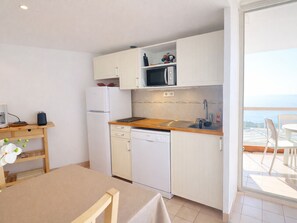 Kühlschrank, Geschirrspüler