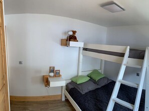 Room - Cozy apartment in village center - 6 guests (Arêches-Beaufort)