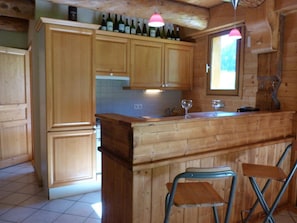Bar (in der Unterkunft)