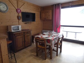 Unclassified image, 5 of 9, button - Cozy studio, pets welcome - 4 guests (Arêches-Beaufort)
