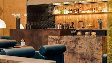 Bar (in der Unterkunft)