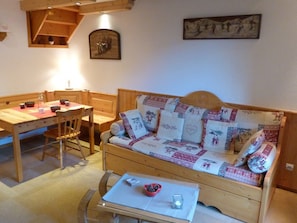 Dining - Central apartment, near slopes - 6 guests (Arêches-Beaufort)