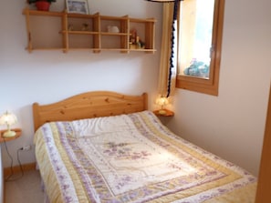 Room - T2 apartment, pets allowed, village view (Arêches-Beaufort)