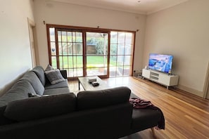 TV
