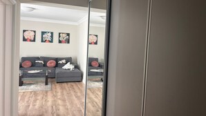 Appartement, vue sur la ville | Intérieur