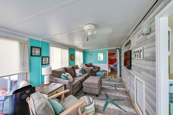 House (3 Bedrooms) | Front of property