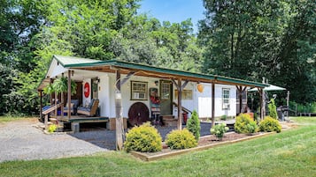 House (1 Bedroom) | Front of property