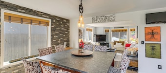 5BR Home Near Breweries Wineries Weddings and More