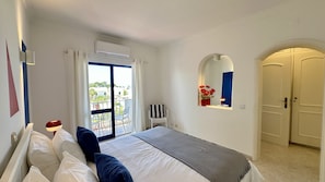 Room - Jardim da Oura 9 | Community Pool | 7 Beds | Albufeira (Albufeira)