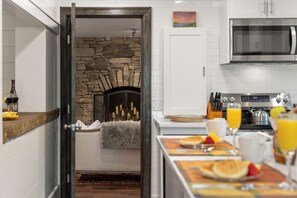 16-31 Cabe Place - Details-Lifestyle (12) - Highlands Hideaway | Close to Town, Pet Friendly, Custom Firepit (Highlands)