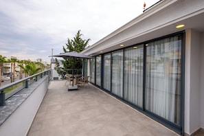 Terrace/patio - Avion Suite Hotel (Antalya)