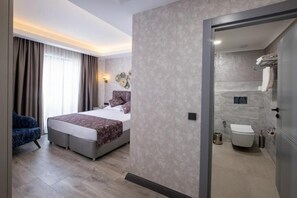 Habitación estándar doble, vistas a la ciudad | Baño