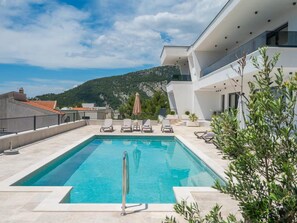 Villa | Pool | Innenpool, Außenpool