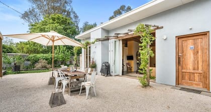 Lianna Bungalow - One Bedroom Apartment, Sleeps 2