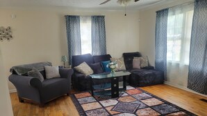 Unclassified image, 2 of 8, button - Soothing 2-bed charming ranch home in quiet neighborhood with fully fenced yard! (Lumberton)
