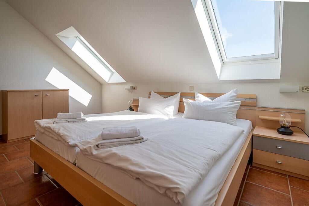In-room safe, free WiFi
