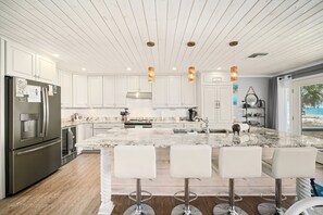 Fridge, microwave, oven, stovetop - ☀️Stunning Gulf Views | Screened in Porch | Pet Friendly | Pelican Way☀️ (Indian Pass)