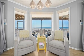 TV - ☀️Stunning Gulf Views | Screened in Porch | Pet Friendly | Pelican Way☀️ (Indian Pass)