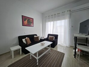 Room - Larnaca Sunset One-bedroom Suite Close to the Beach (Larnaca)