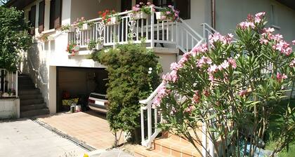 Chez Daniel und Zdenka – Zimmer Géraldine