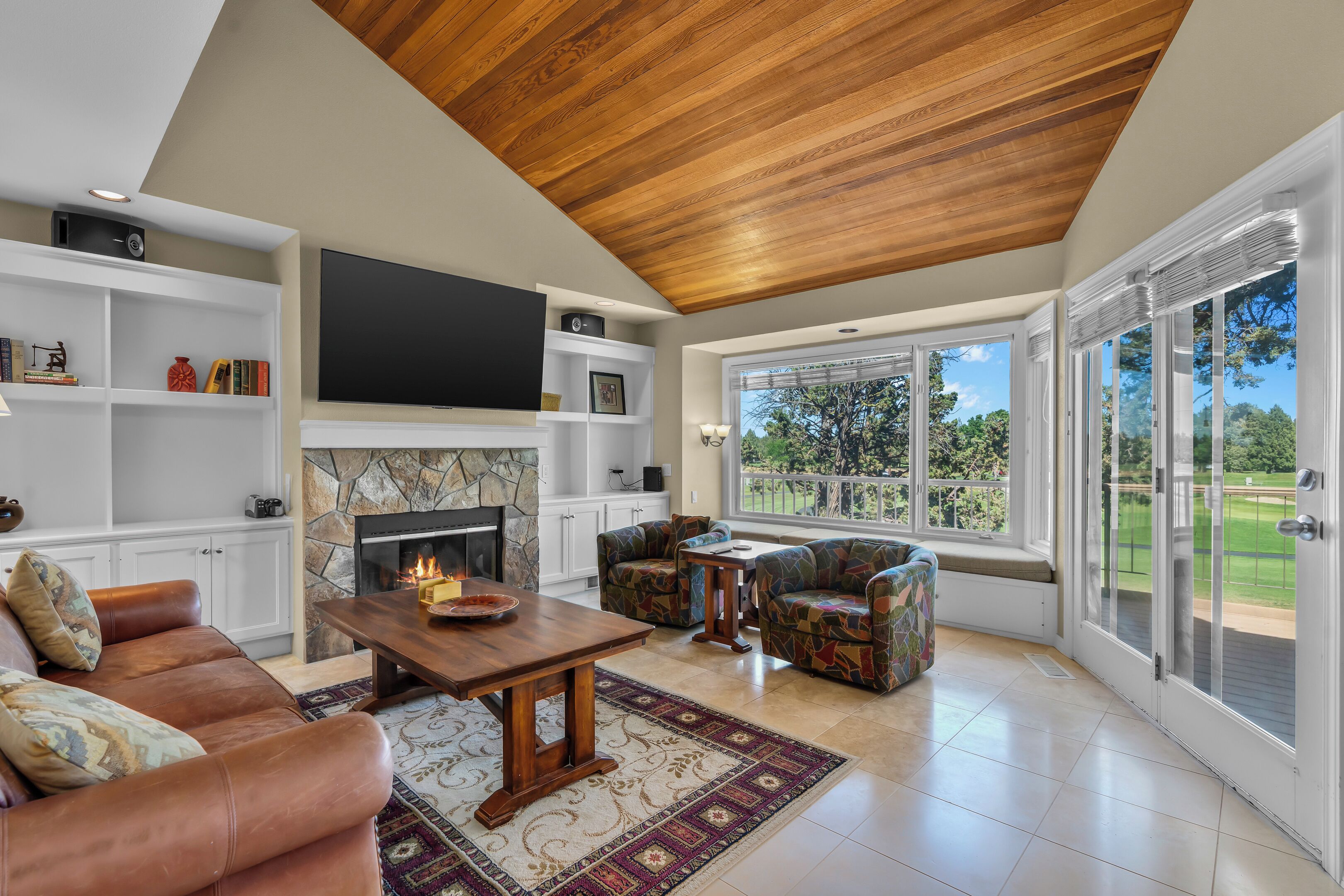 Eagle Crest Express Passes, Golf-course Views - Redmond, OR