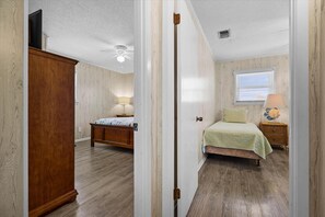 Room - Classic Beach Cottage | Gulf Views + Wraparound Deck (Dauphin Island)