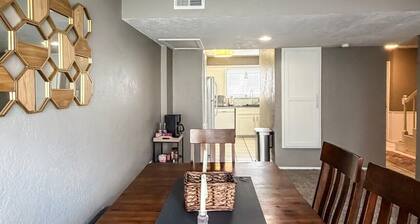Townhouse - Just 7 Minutes from the OU Campus!