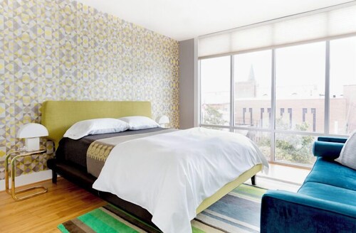 New Designer Curated Colorful Mid-Century Pied-a-Terre, 2BR 2.5BA, 2 level PH